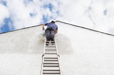 Peinture extérieure à Saint-Denis-sur-Huisne — façades et ravalement